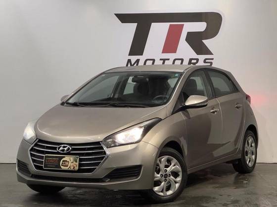 HYUNDAI HB20 1.0 COMFORT PLUS 12V FLEX 4P MANUAL HYUNDAI HB20 1.0 COMFORT PLUS 12V FLEX 4P MANUAL